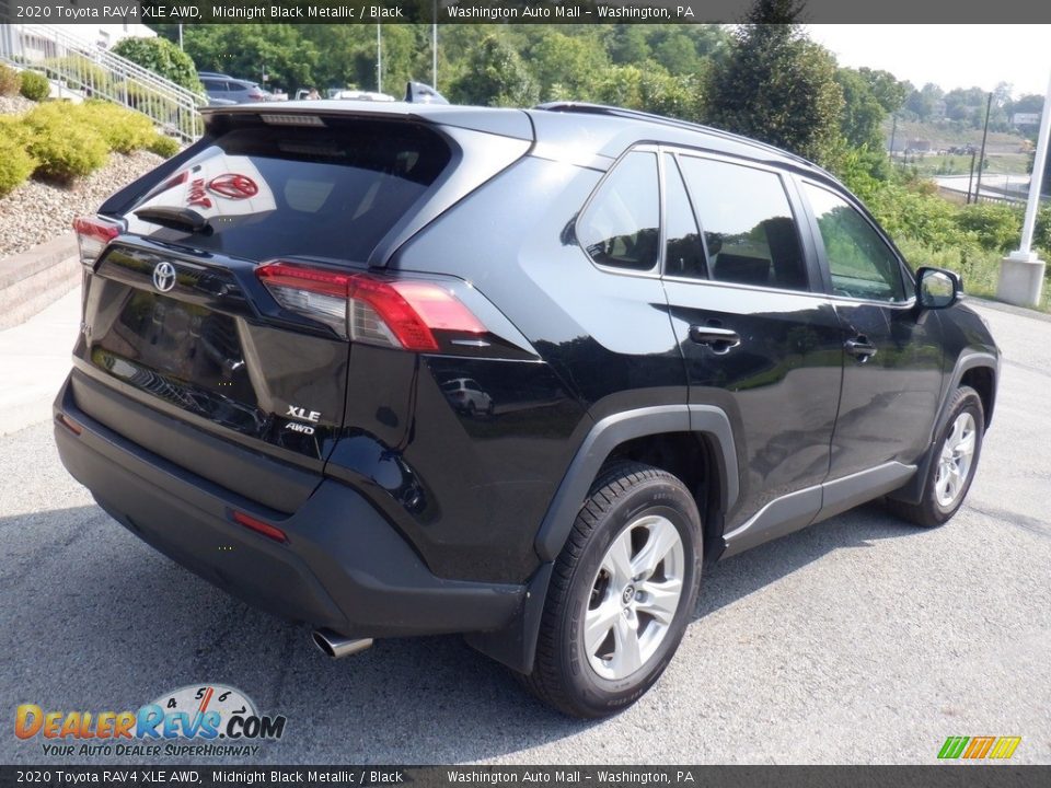 2020 Toyota RAV4 XLE AWD Midnight Black Metallic / Black Photo #18