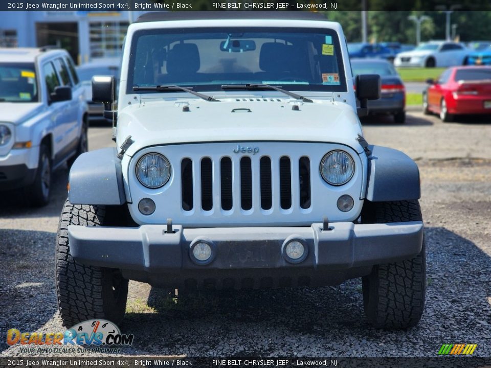 2015 Jeep Wrangler Unlimited Sport 4x4 Bright White / Black Photo #2