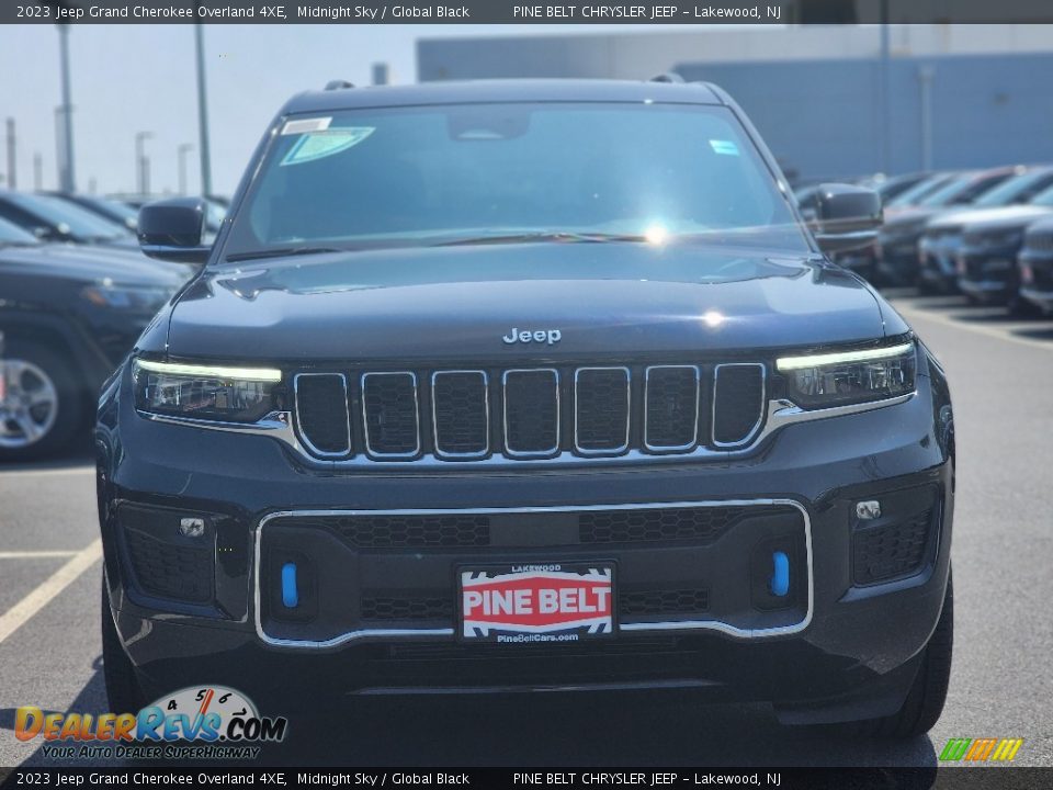 2023 Jeep Grand Cherokee Overland 4XE Midnight Sky / Global Black Photo #2