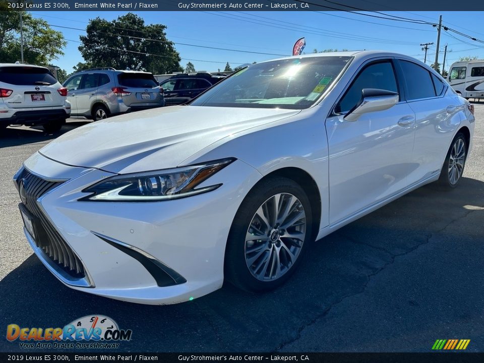 2019 Lexus ES 300h Eminent White Pearl / Flaxen Photo #3