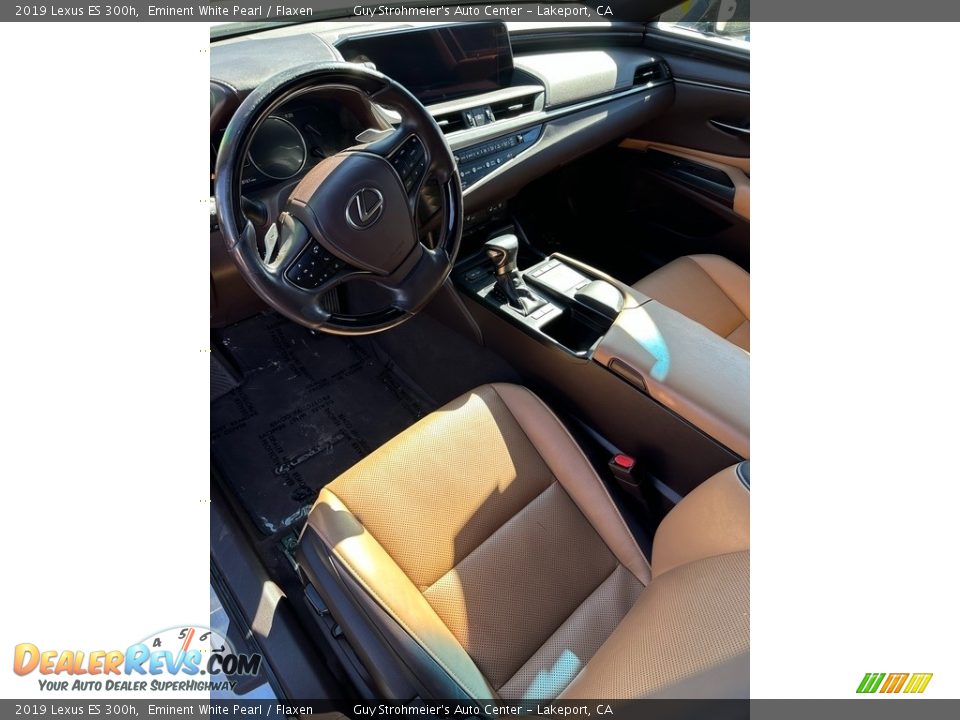 2019 Lexus ES 300h Eminent White Pearl / Flaxen Photo #12