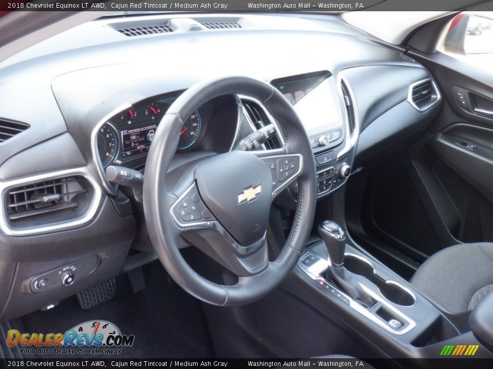 Dashboard of 2018 Chevrolet Equinox LT AWD Photo #15