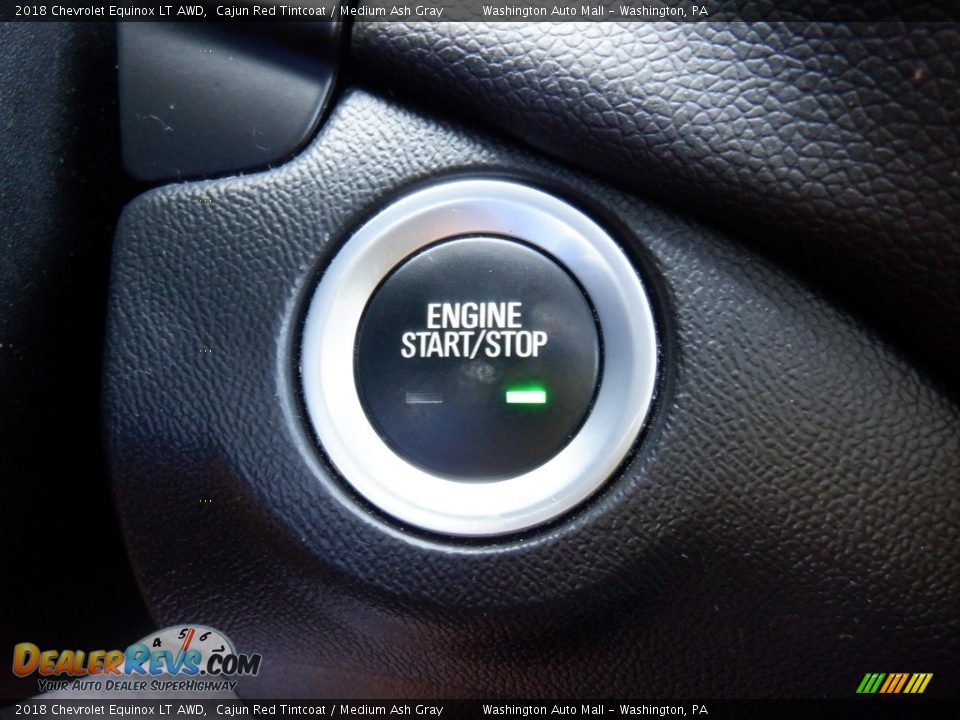 Controls of 2018 Chevrolet Equinox LT AWD Photo #21