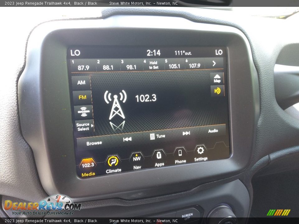 Controls of 2023 Jeep Renegade Trailhawk 4x4 Photo #23
