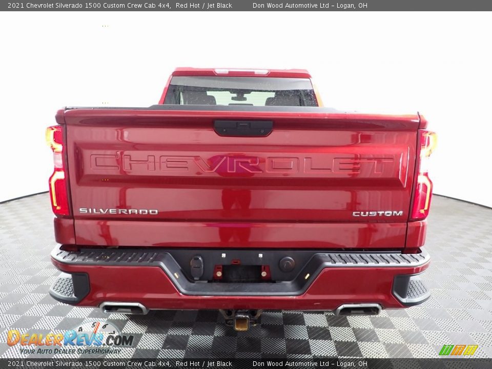 2021 Chevrolet Silverado 1500 Custom Crew Cab 4x4 Red Hot / Jet Black Photo #7