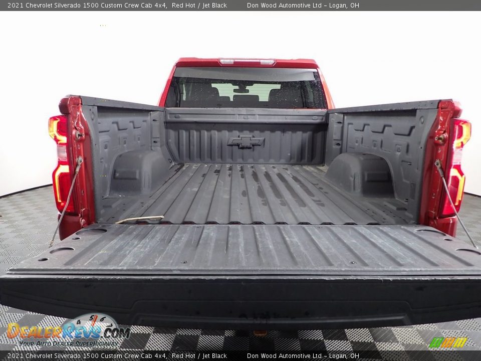 2021 Chevrolet Silverado 1500 Custom Crew Cab 4x4 Red Hot / Jet Black Photo #8