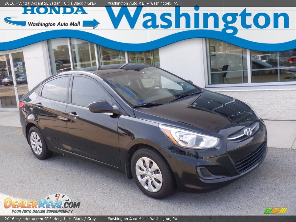 2016 Hyundai Accent SE Sedan Ultra Black / Gray Photo #1