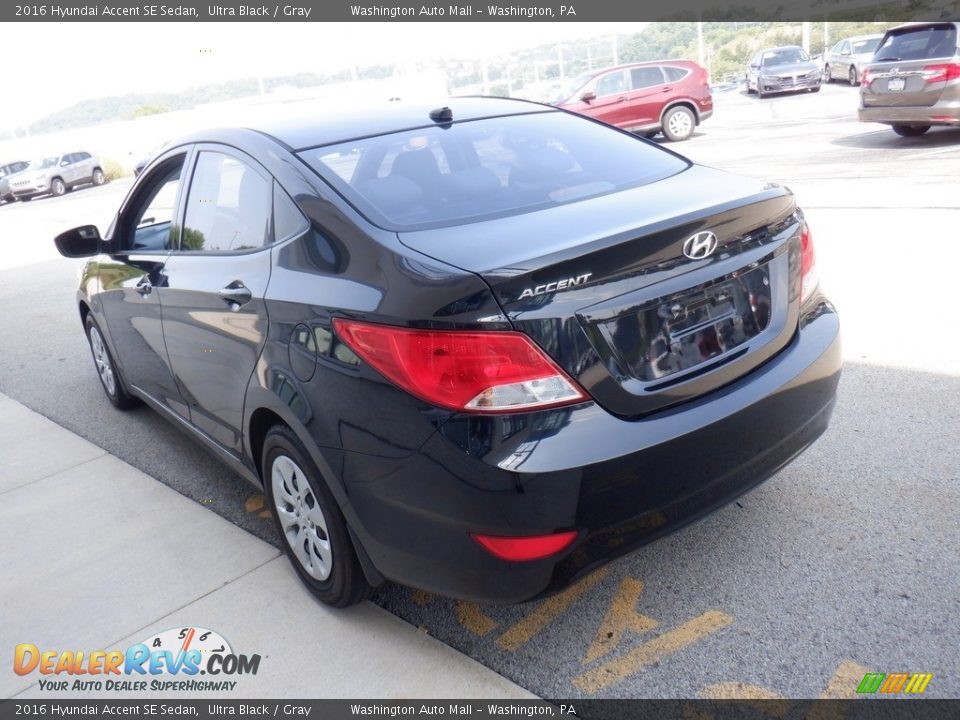 2016 Hyundai Accent SE Sedan Ultra Black / Gray Photo #7