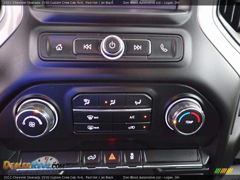 2021 Chevrolet Silverado 1500 Custom Crew Cab 4x4 Red Hot / Jet Black Photo #17