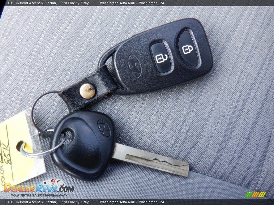 Keys of 2016 Hyundai Accent SE Sedan Photo #26