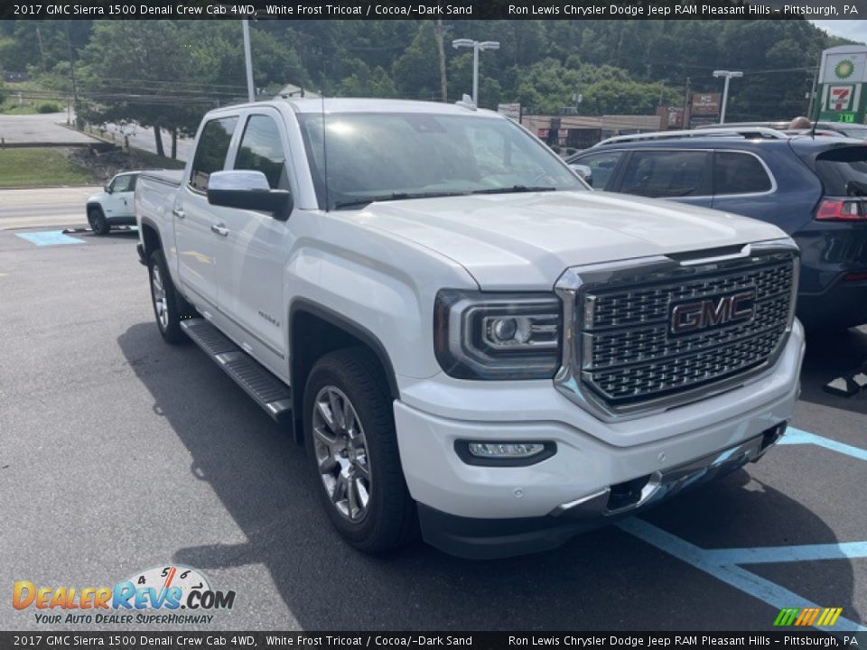 2017 GMC Sierra 1500 Denali Crew Cab 4WD White Frost Tricoat / Cocoa/­Dark Sand Photo #4