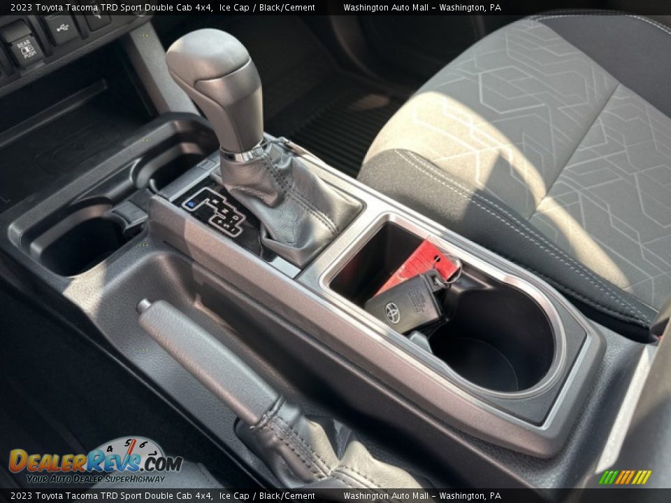 2023 Toyota Tacoma TRD Sport Double Cab 4x4 Shifter Photo #11