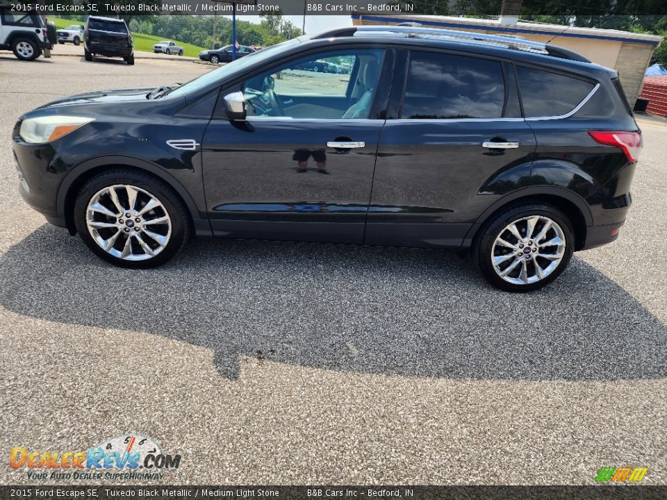 2015 Ford Escape SE Tuxedo Black Metallic / Medium Light Stone Photo #1