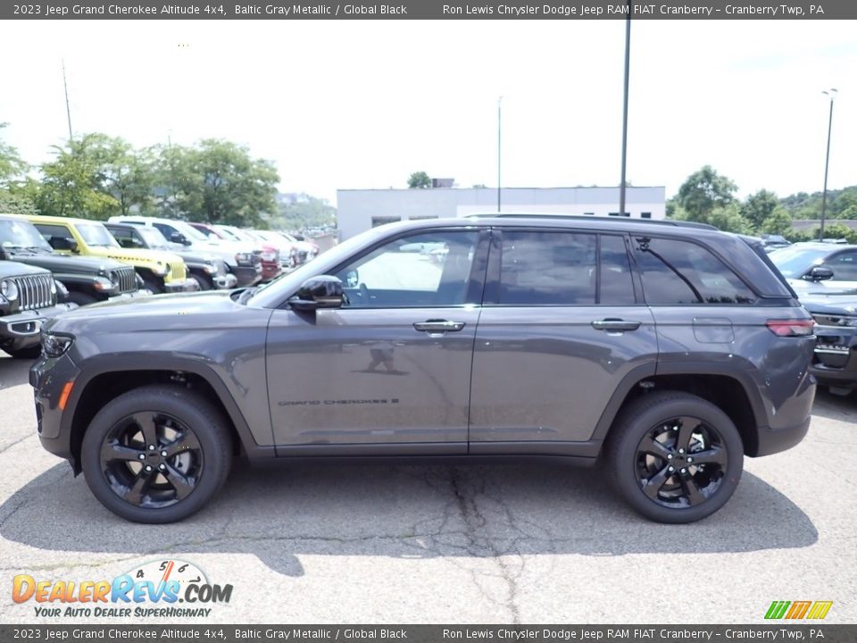 2023 Jeep Grand Cherokee Altitude 4x4 Baltic Gray Metallic / Global Black Photo #2