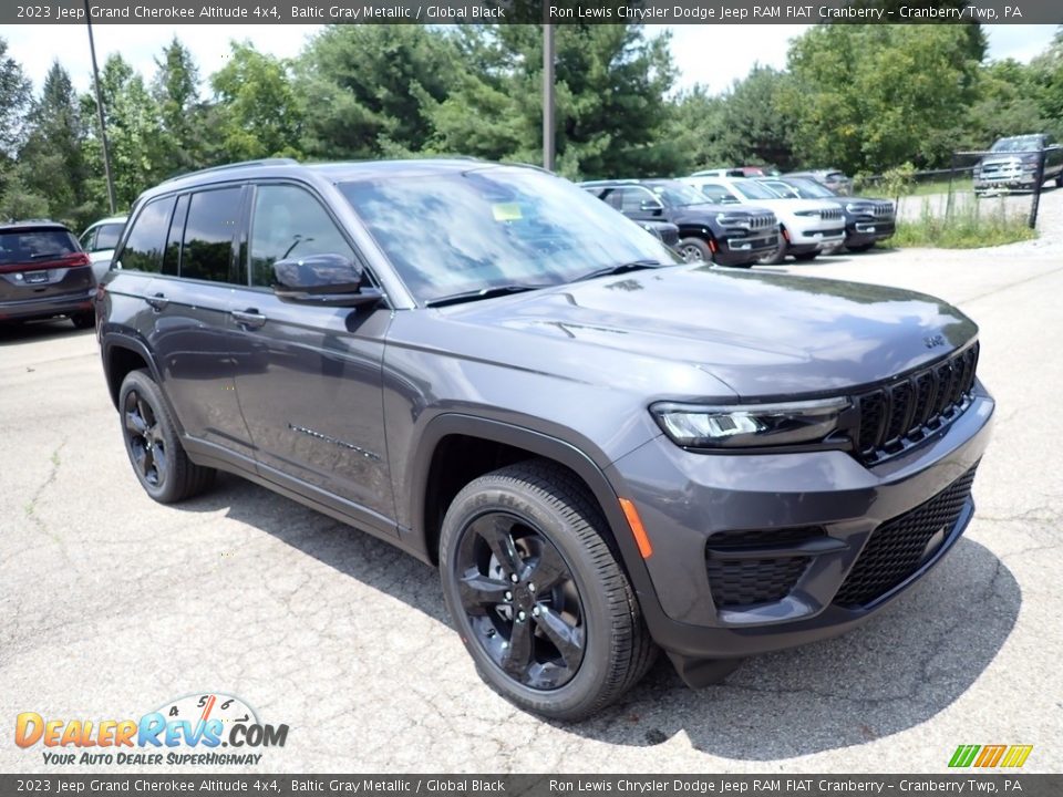 2023 Jeep Grand Cherokee Altitude 4x4 Baltic Gray Metallic / Global Black Photo #7