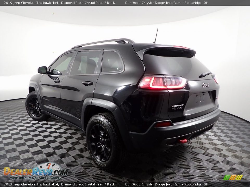 2019 Jeep Cherokee Trailhawk 4x4 Diamond Black Crystal Pearl / Black Photo #7