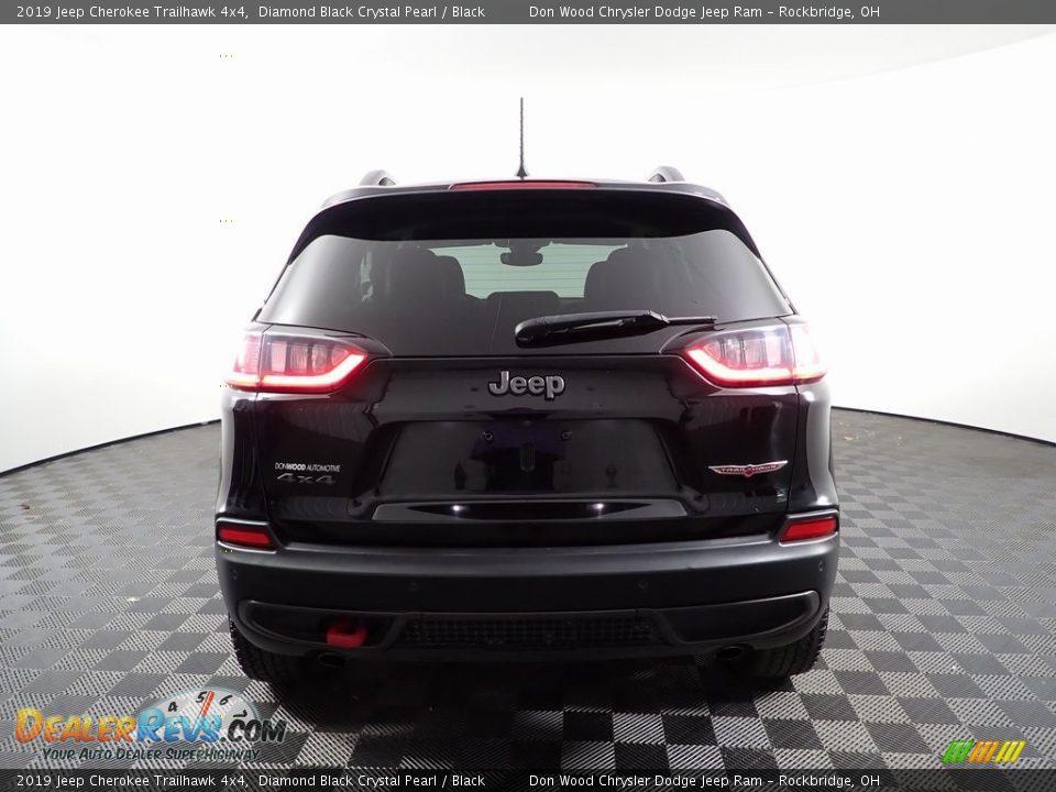 2019 Jeep Cherokee Trailhawk 4x4 Diamond Black Crystal Pearl / Black Photo #8