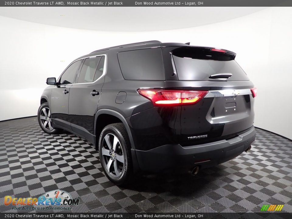 2020 Chevrolet Traverse LT AWD Mosaic Black Metallic / Jet Black Photo #10
