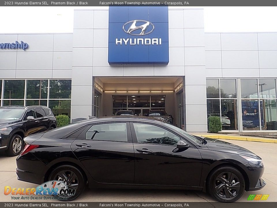 2023 Hyundai Elantra SEL Phantom Black / Black Photo #1