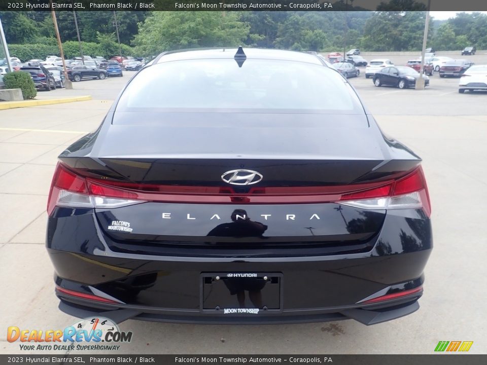 2023 Hyundai Elantra SEL Phantom Black / Black Photo #3