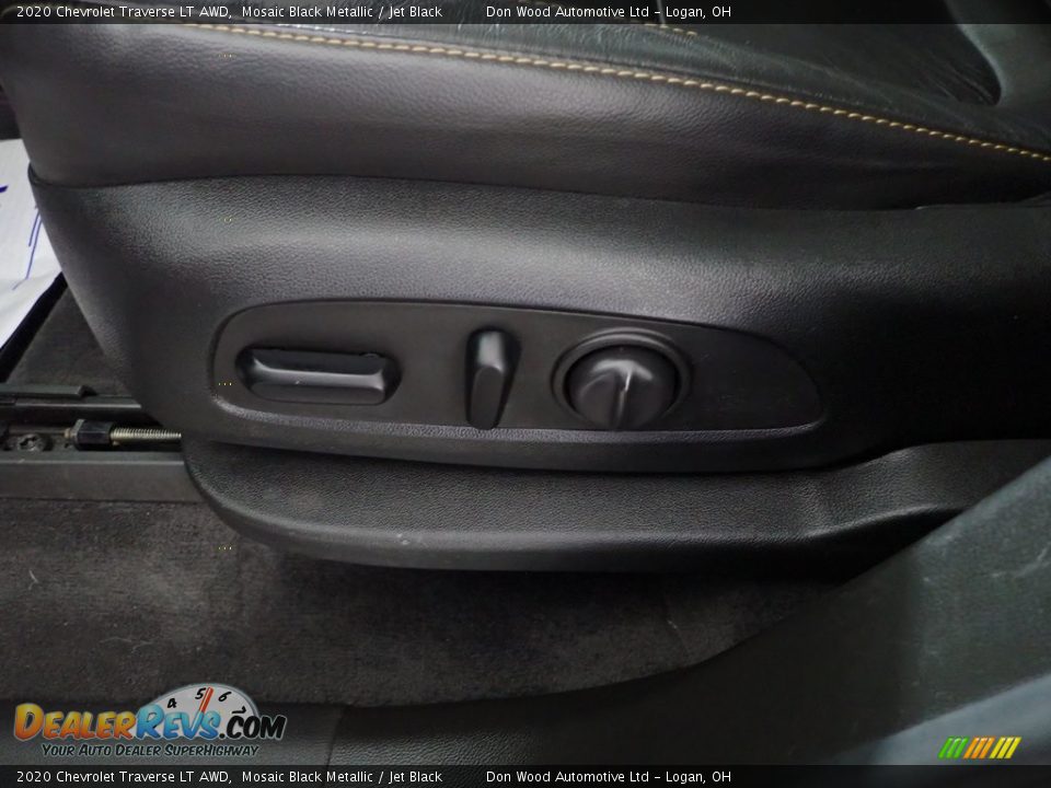 2020 Chevrolet Traverse LT AWD Mosaic Black Metallic / Jet Black Photo #17