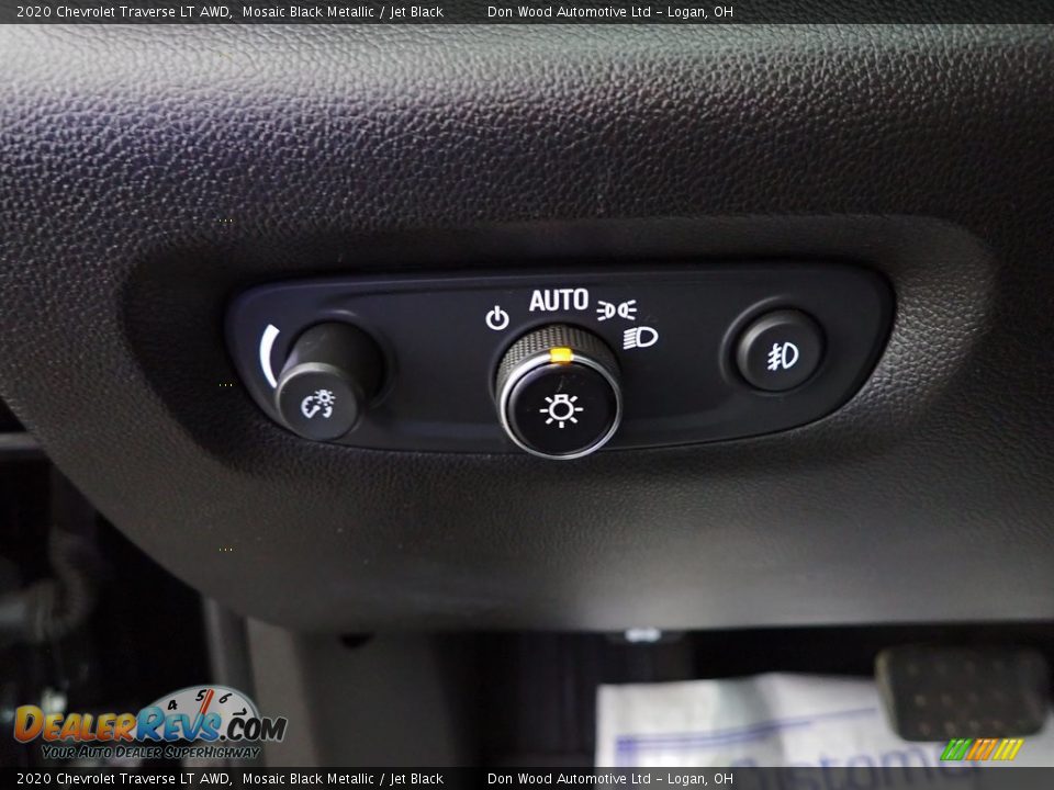 2020 Chevrolet Traverse LT AWD Mosaic Black Metallic / Jet Black Photo #19
