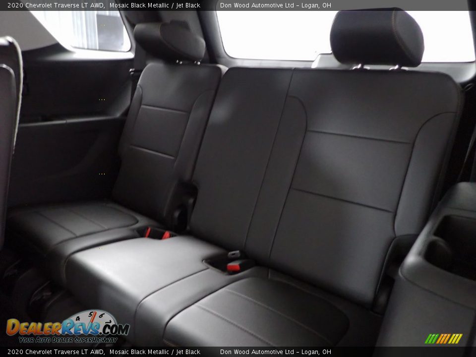 2020 Chevrolet Traverse LT AWD Mosaic Black Metallic / Jet Black Photo #30