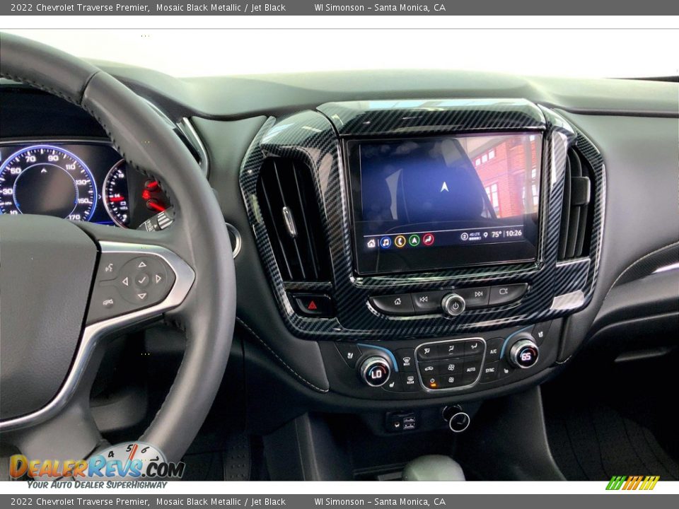 Controls of 2022 Chevrolet Traverse Premier Photo #5