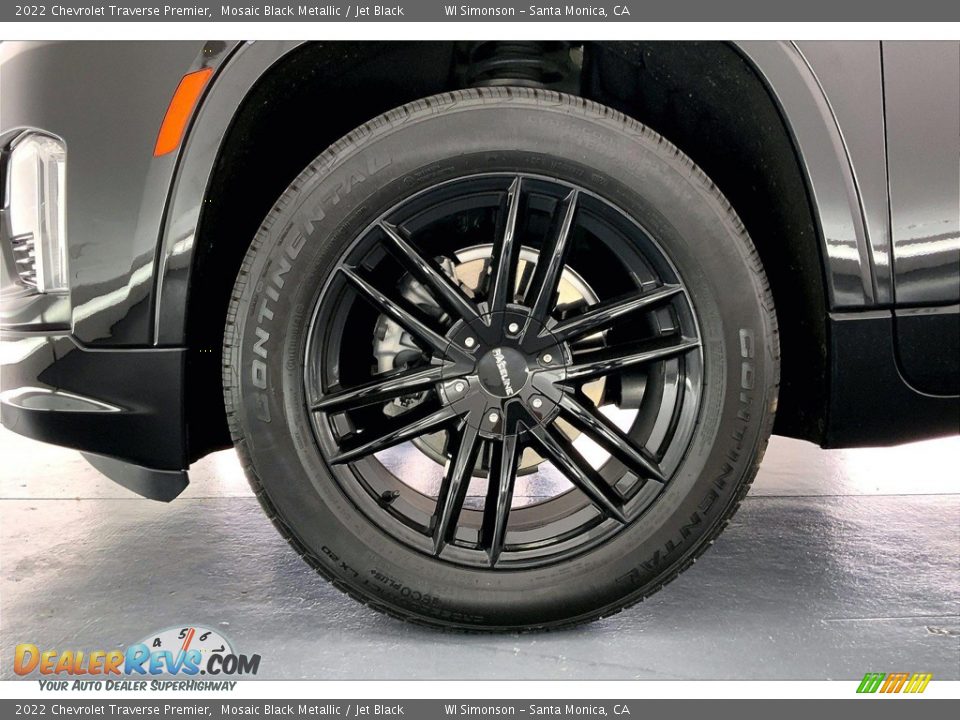 2022 Chevrolet Traverse Premier Wheel Photo #7