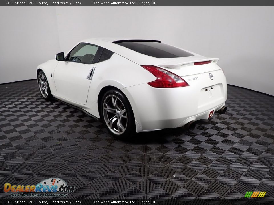 2012 Nissan 370Z Coupe Pearl White / Black Photo #6