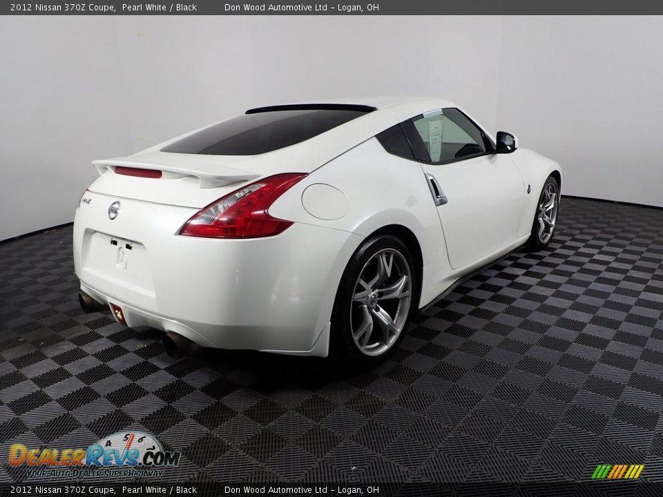 2012 Nissan 370Z Coupe Pearl White / Black Photo #10