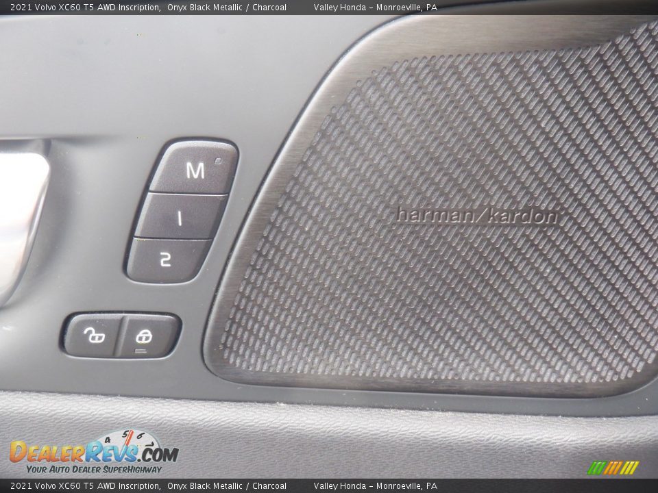 2021 Volvo XC60 T5 AWD Inscription Onyx Black Metallic / Charcoal Photo #14
