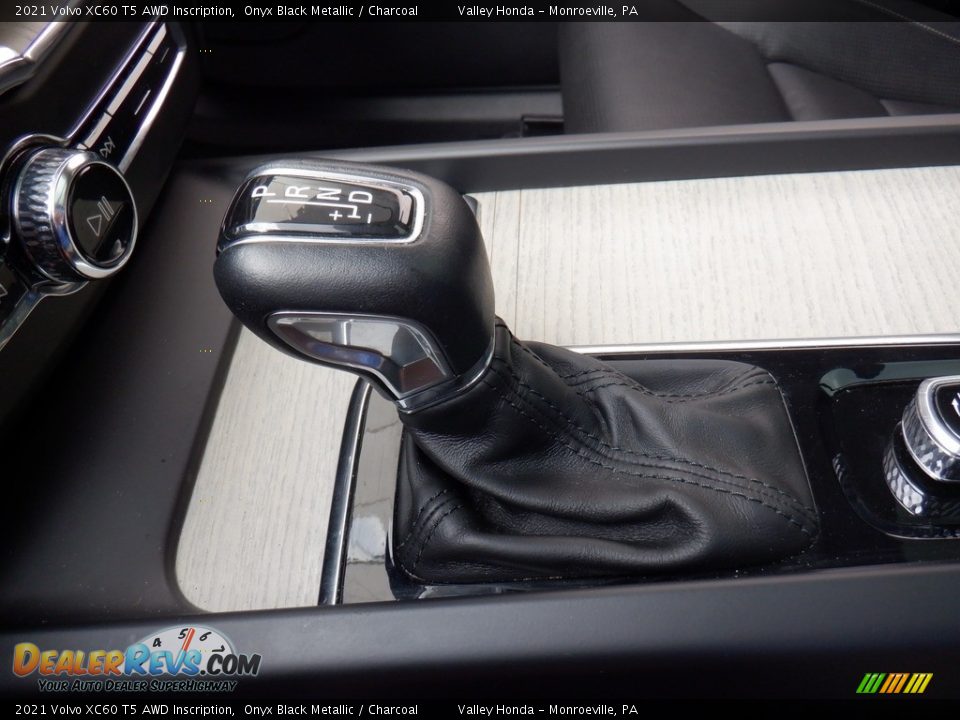 2021 Volvo XC60 T5 AWD Inscription Onyx Black Metallic / Charcoal Photo #18