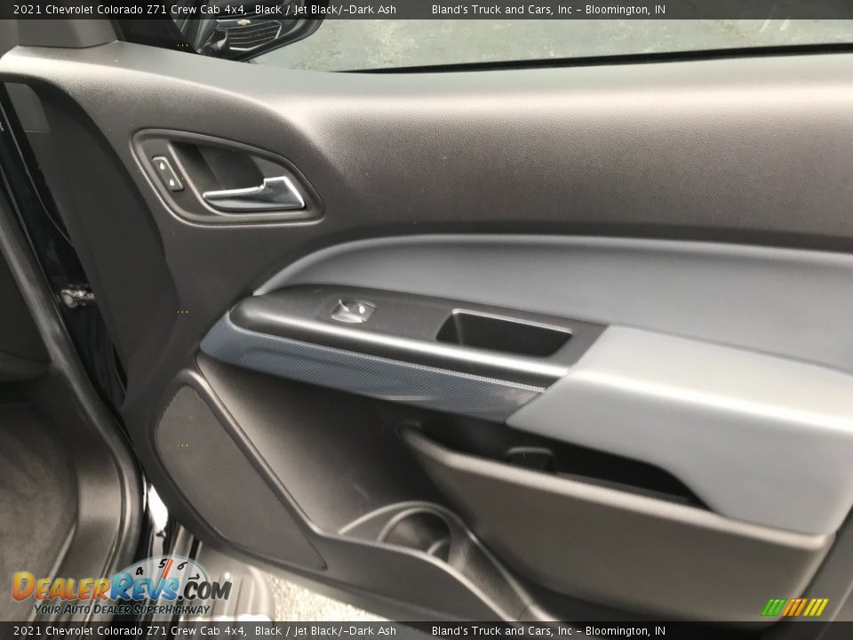 Door Panel of 2021 Chevrolet Colorado Z71 Crew Cab 4x4 Photo #35