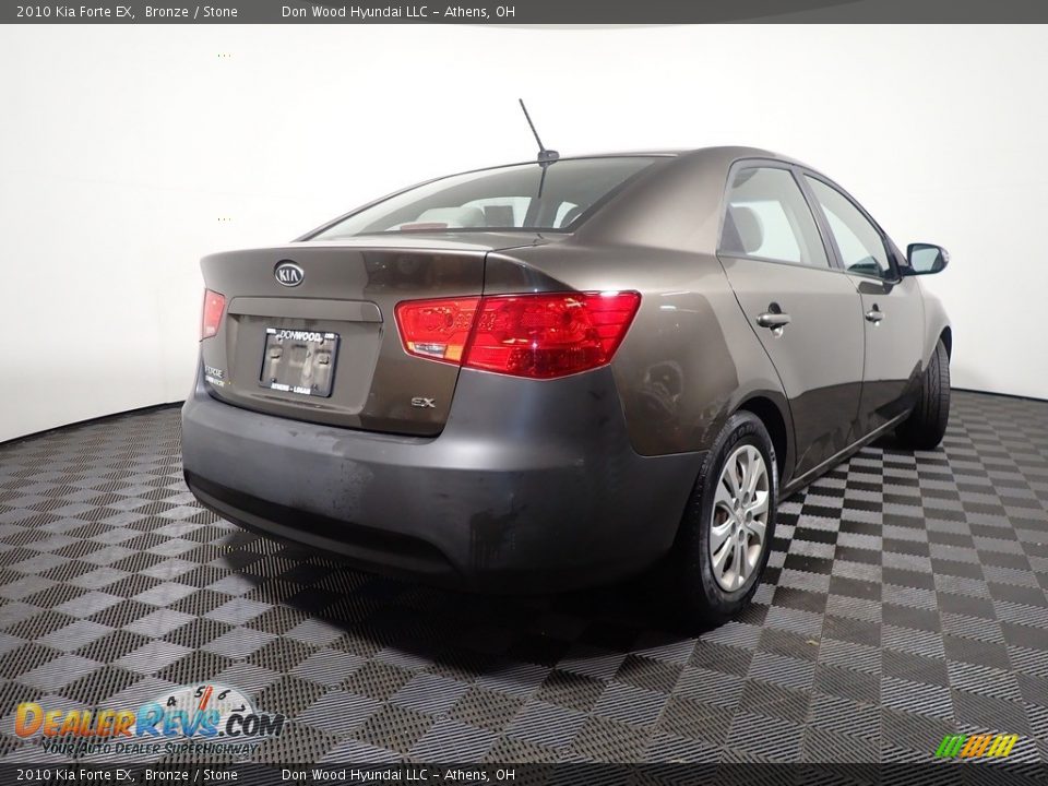 2010 Kia Forte EX Bronze / Stone Photo #15