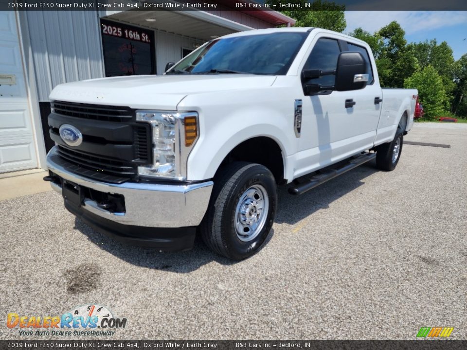 2019 Ford F250 Super Duty XL Crew Cab 4x4 Oxford White / Earth Gray Photo #30