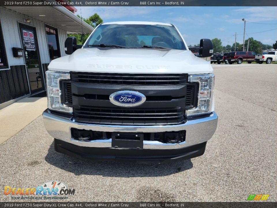 2019 Ford F250 Super Duty XL Crew Cab 4x4 Oxford White / Earth Gray Photo #31