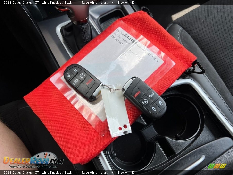 Keys of 2021 Dodge Charger GT Photo #31