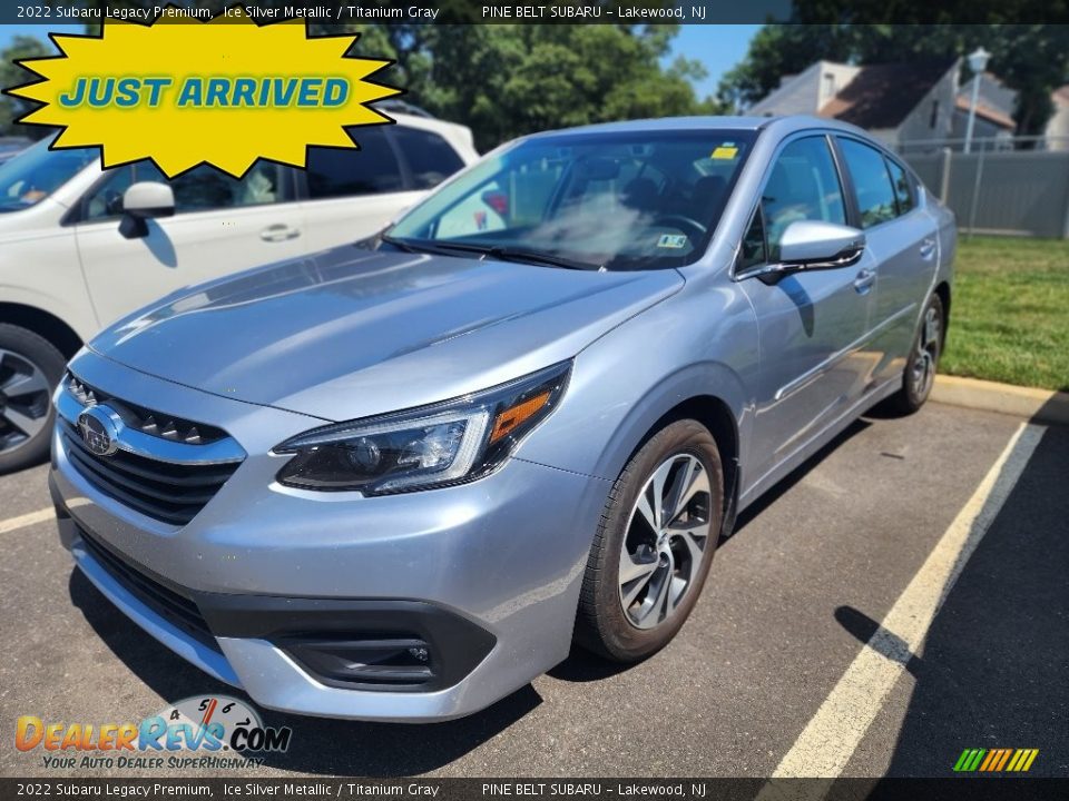 2022 Subaru Legacy Premium Ice Silver Metallic / Titanium Gray Photo #1