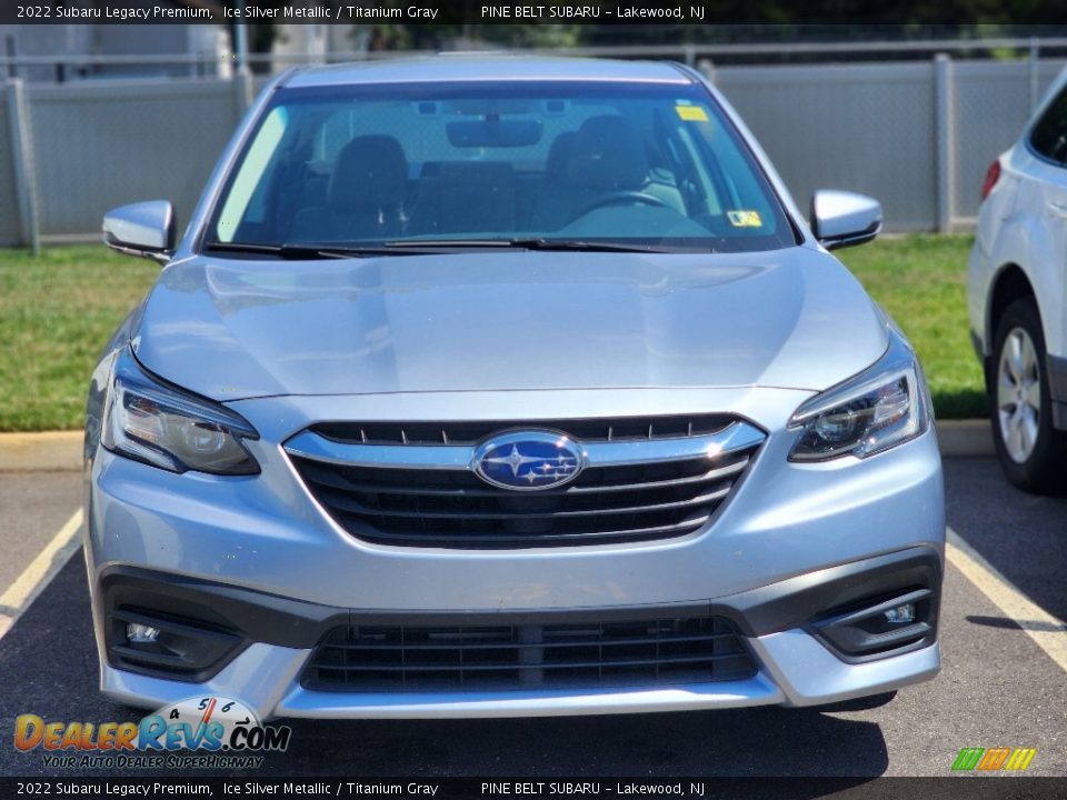 2022 Subaru Legacy Premium Ice Silver Metallic / Titanium Gray Photo #2