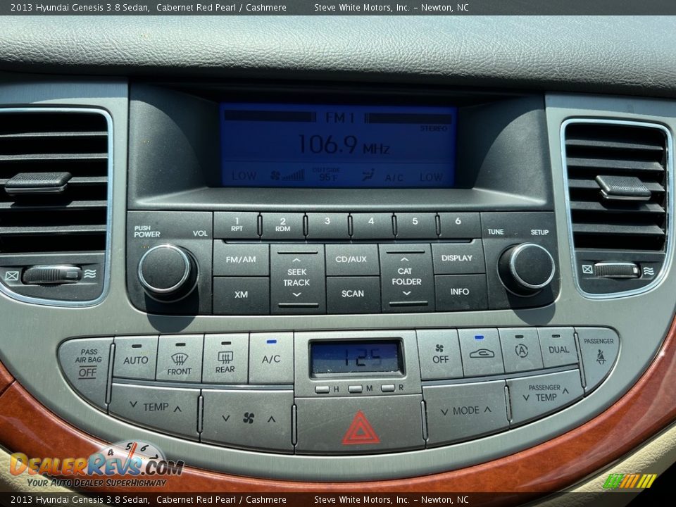 Controls of 2013 Hyundai Genesis 3.8 Sedan Photo #21