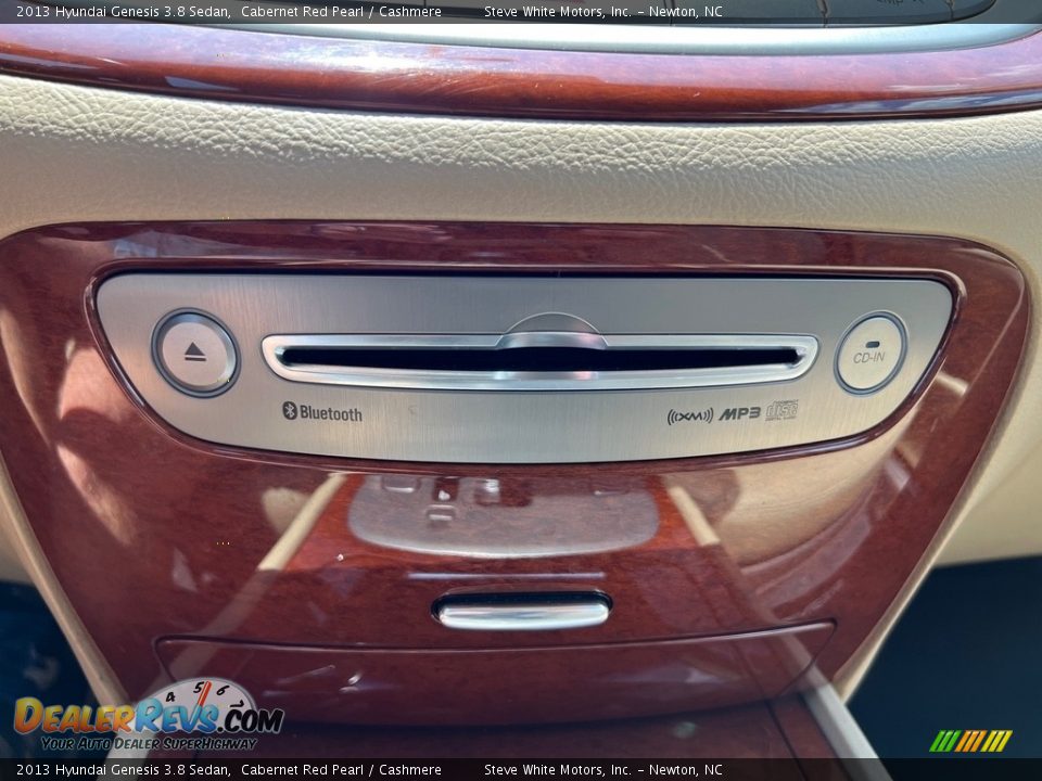 Audio System of 2013 Hyundai Genesis 3.8 Sedan Photo #22