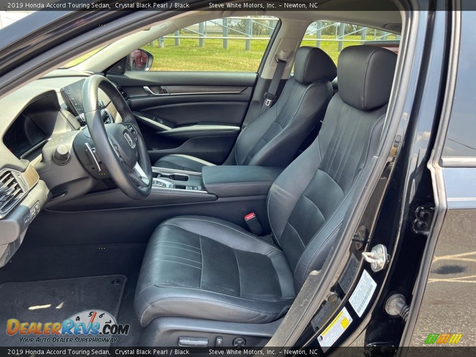 Front Seat of 2019 Honda Accord Touring Sedan Photo #12