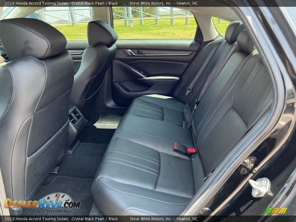 Rear Seat of 2019 Honda Accord Touring Sedan Photo #14