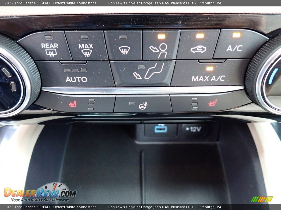 2022 Ford Escape SE 4WD Oxford White / Sandstone Photo #16