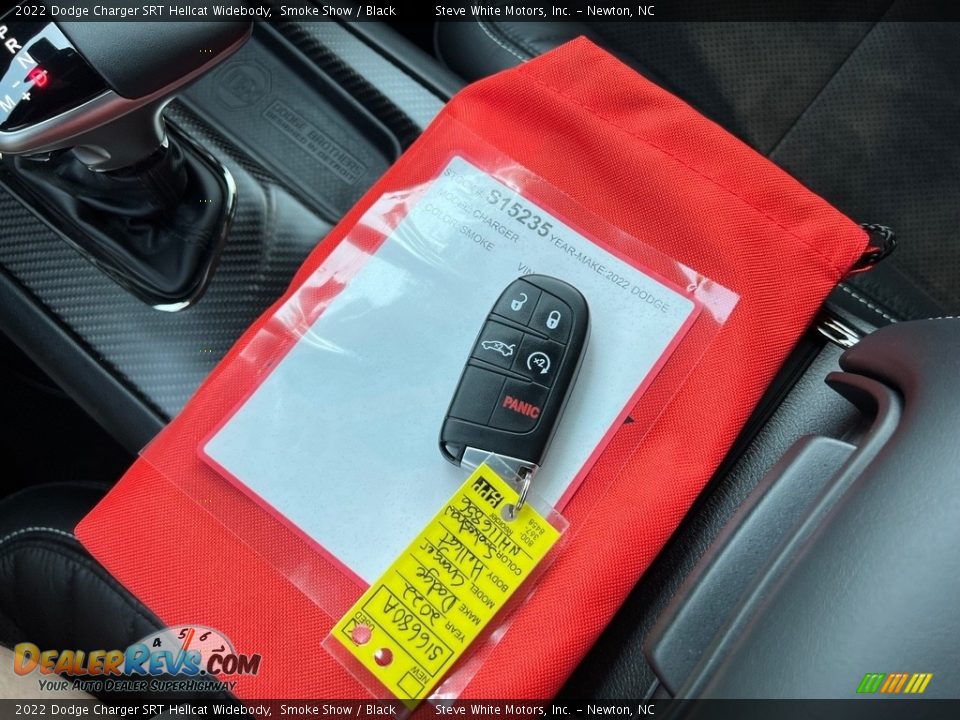 Keys of 2022 Dodge Charger SRT Hellcat Widebody Photo #31