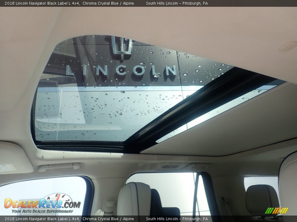 Sunroof of 2018 Lincoln Navigator Black Label L 4x4 Photo #20