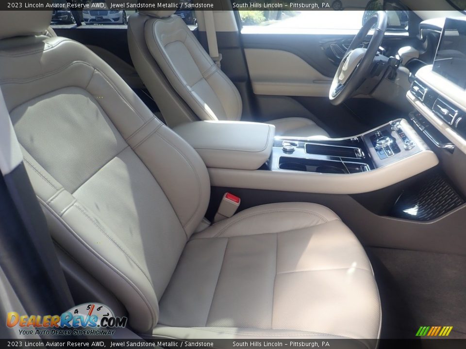 Front Seat of 2023 Lincoln Aviator Reserve AWD Photo #11