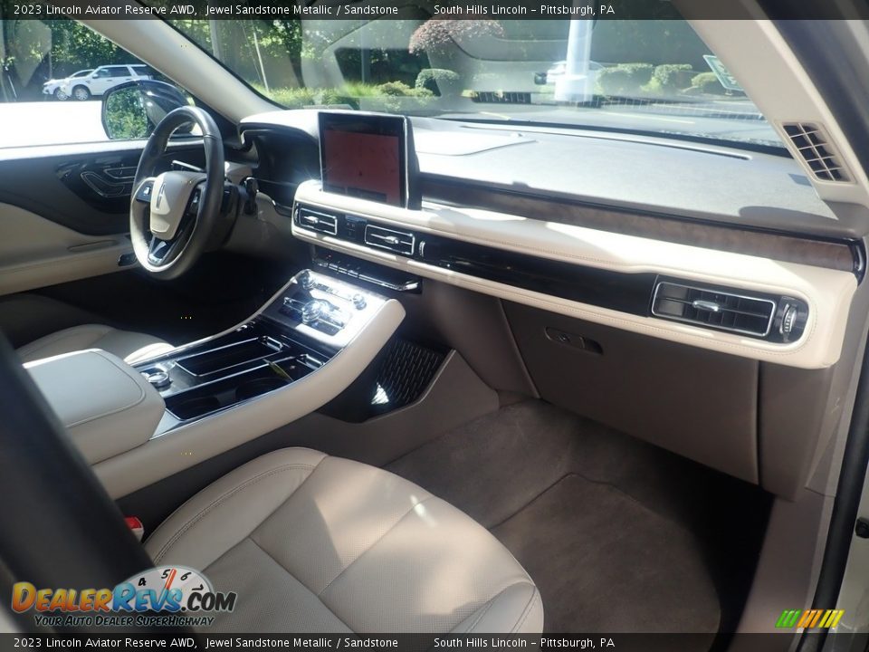 Dashboard of 2023 Lincoln Aviator Reserve AWD Photo #12