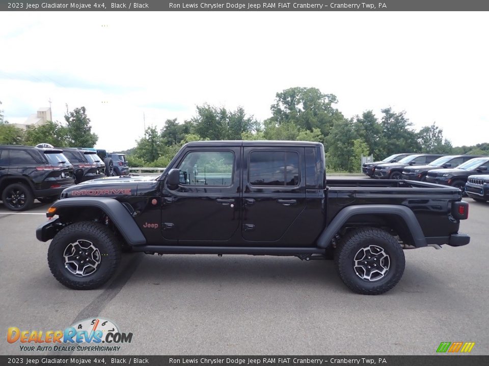 2023 Jeep Gladiator Mojave 4x4 Black / Black Photo #2